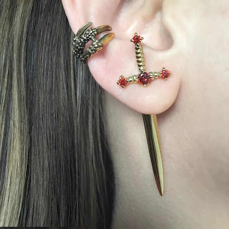 Esmortalis™ - Dagger Earrings