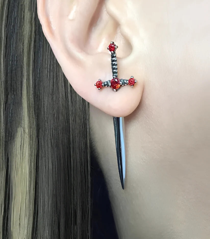 Esmortalis™ - Dagger Earrings